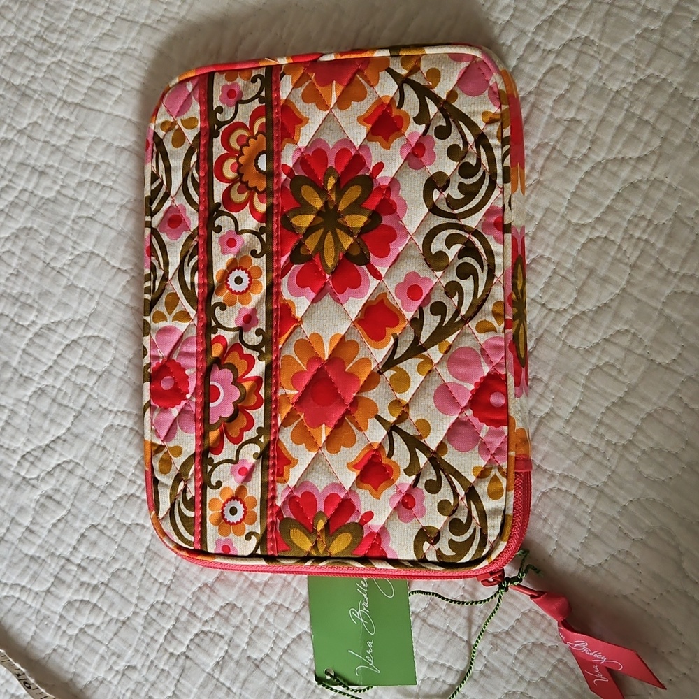 Vera Bradley Folkloric Floral Tablet Sleeve Travel Vacation NWT